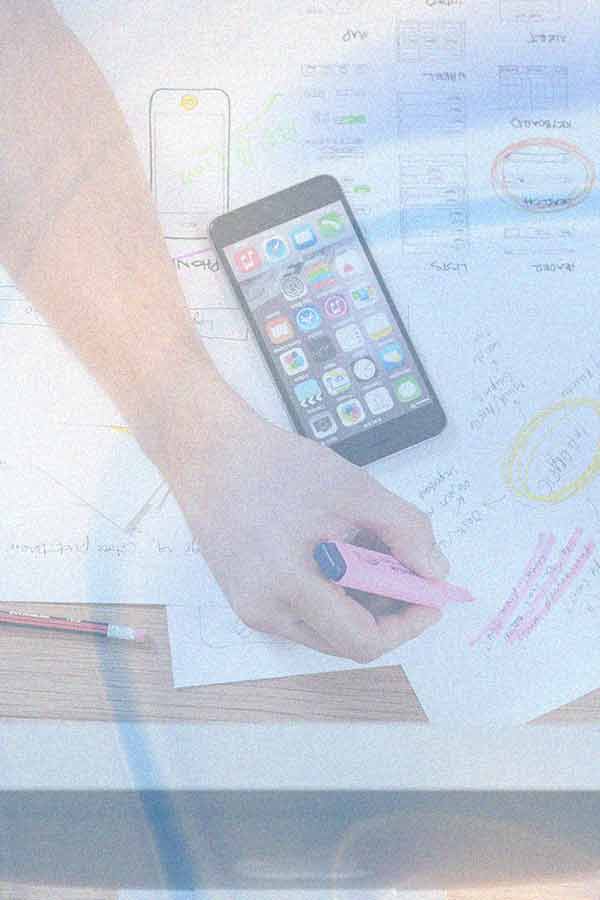 Diseño de identidad visual profesional y creación de logos para empresas en Colombia